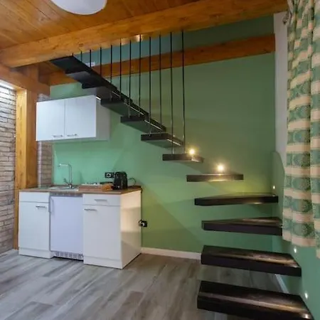Mini House *